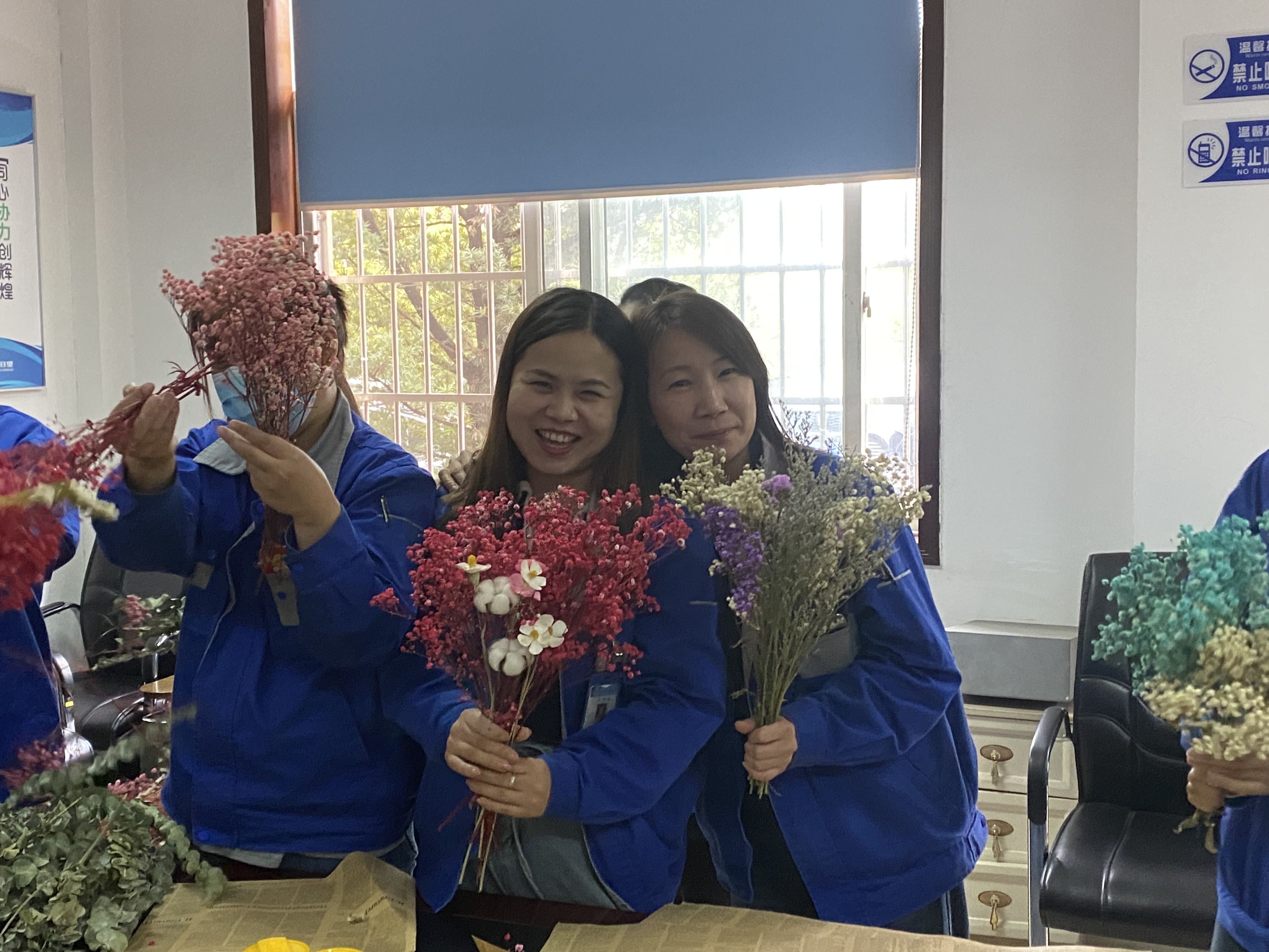 多宝在线,宏明日望,株洲电子科技,湖南电容器,株洲电容器,电容器