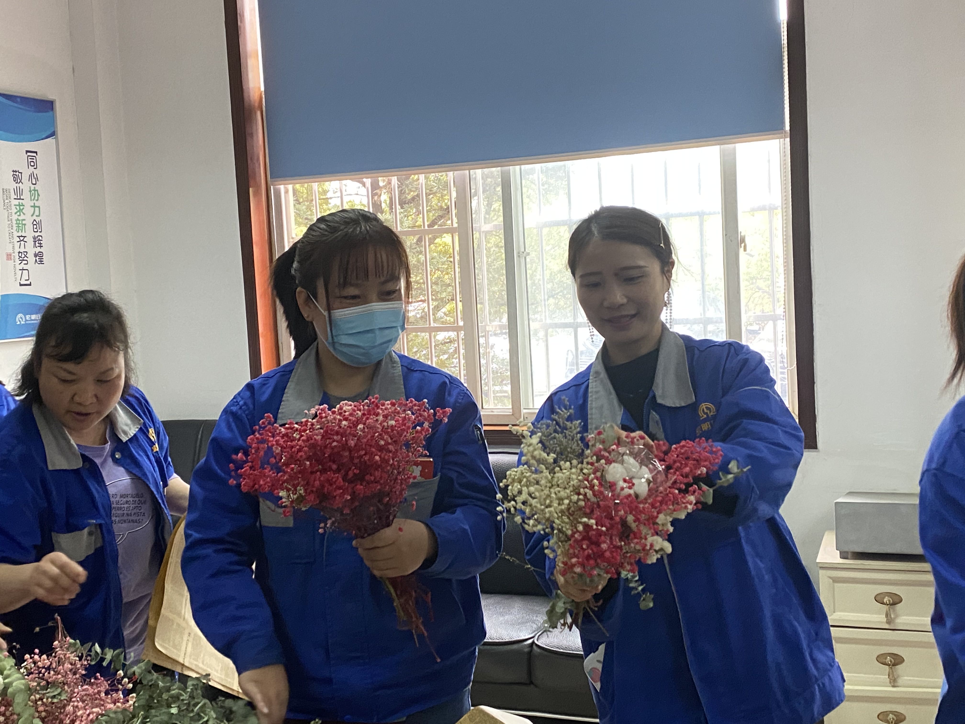 多宝在线,宏明日望,株洲电子科技,湖南电容器,株洲电容器,电容器